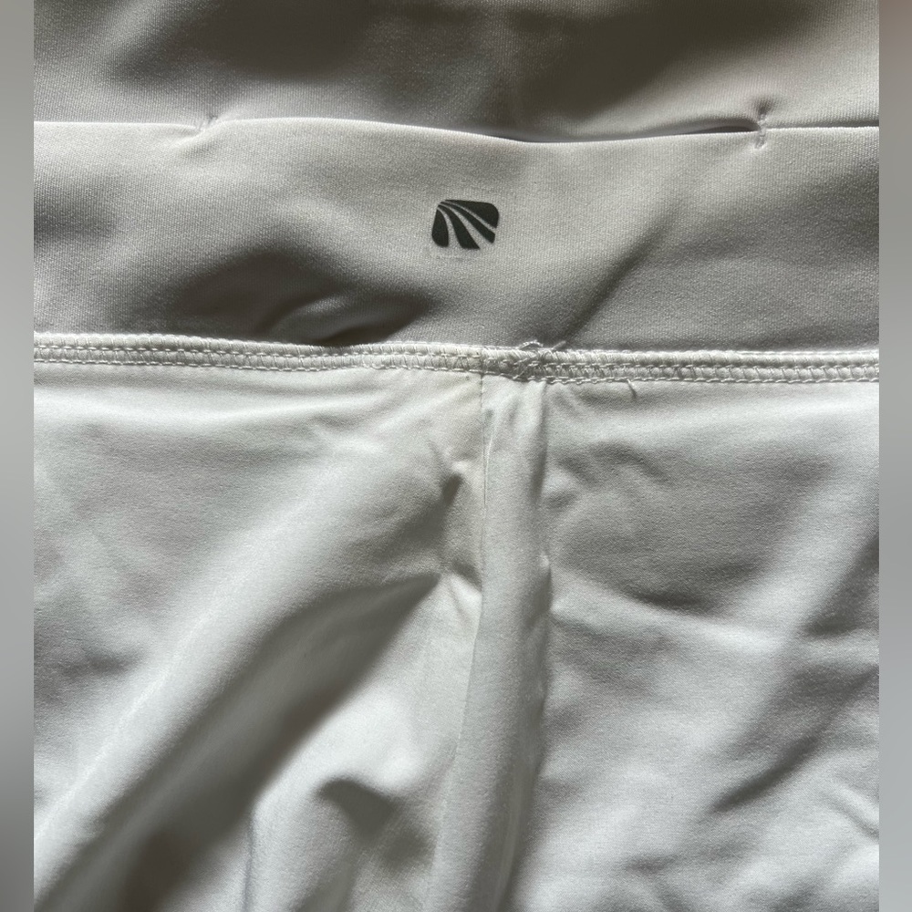 Marika Malia White Short Size L
